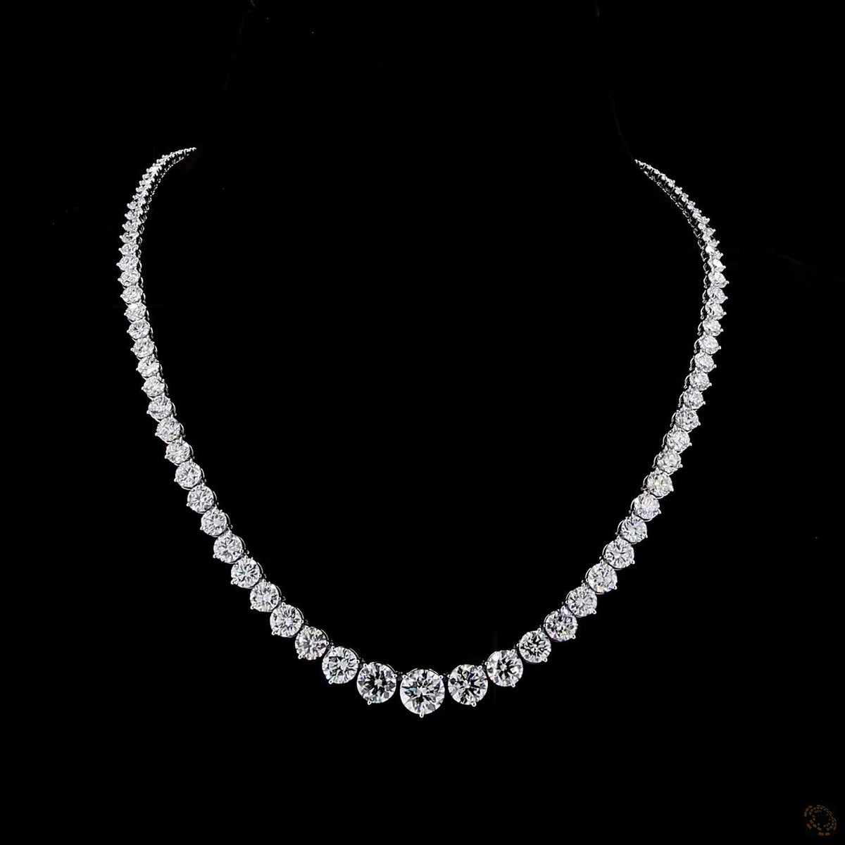 38.58 Ct Experience sleek, dynamic luxury with this bezel-set graduated round-cut diamond tennis necklace