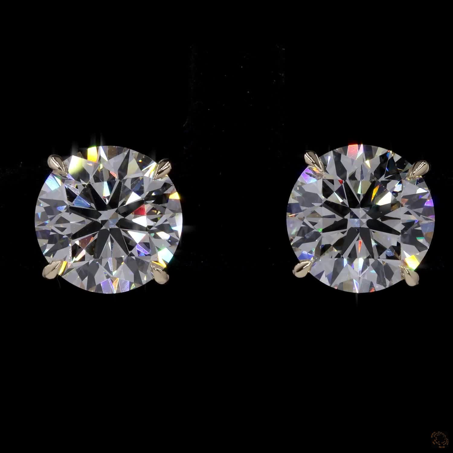 6.05 Ct The tapered V-shaped basket fits snugly inside the ear piercing, preventing the top-heavy droop common with traditional high-set basket studs