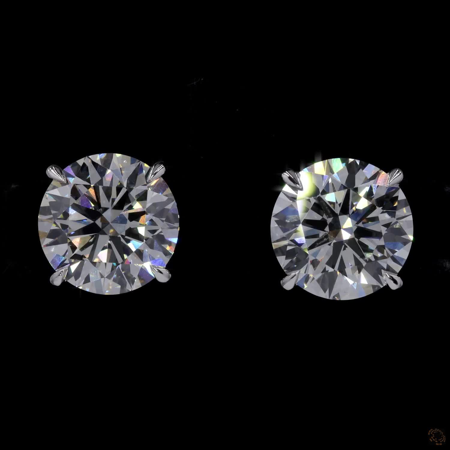 7.17 Ct Sleek, micro-claw prongs taper subtly over the edges of the stone, providing maximum security with minimal metal coverag