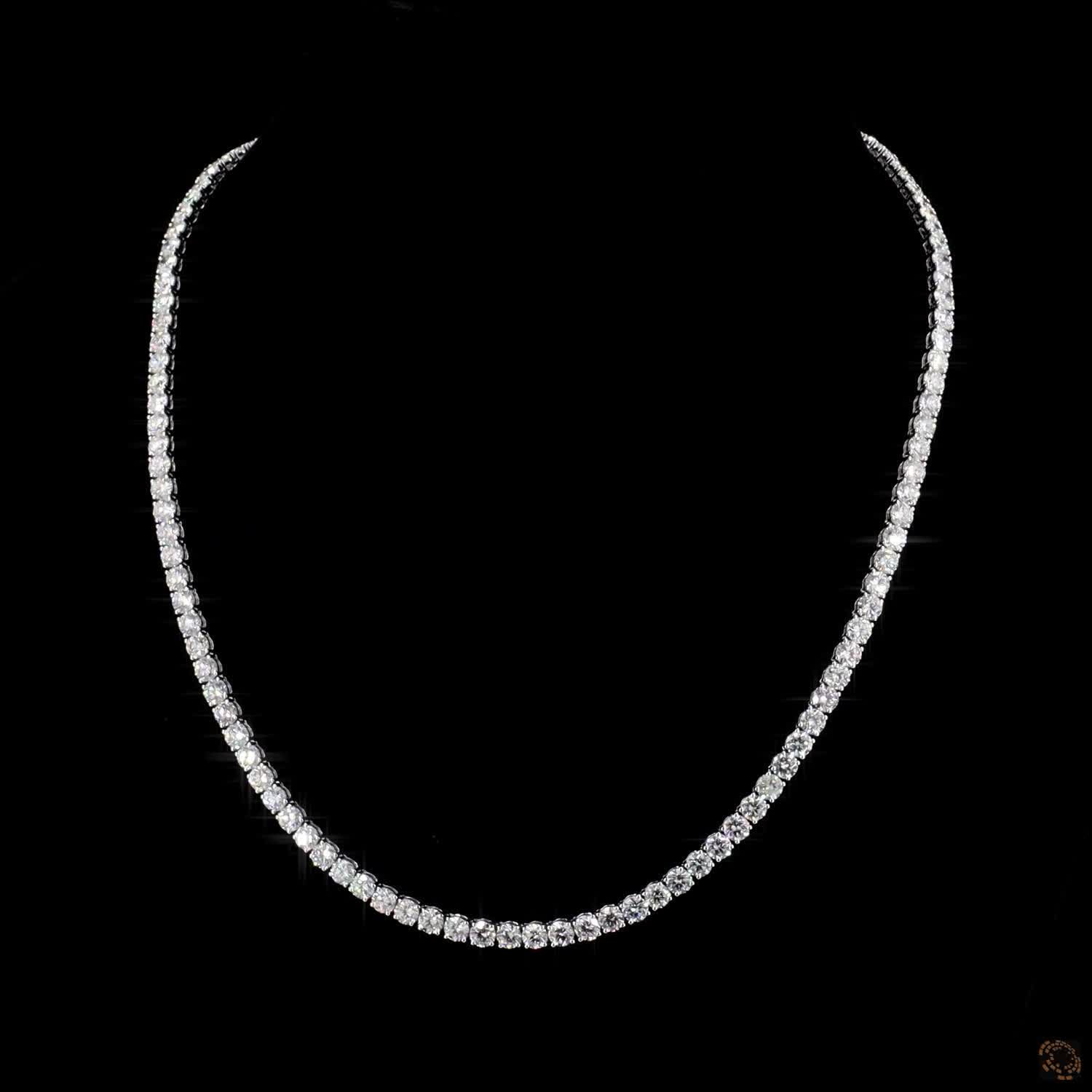 24.12 Single continuous strand of uniform round brilliant-cut diamonds