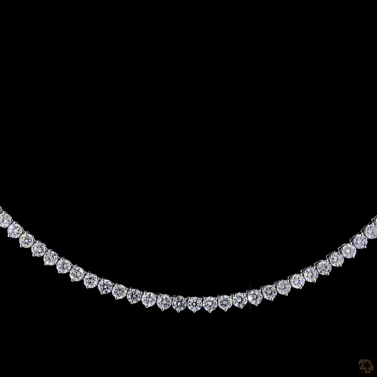 4.00 Ct Graduated Round Brilliant Diamond Graduated Riviera Line Necklace in White Gold
