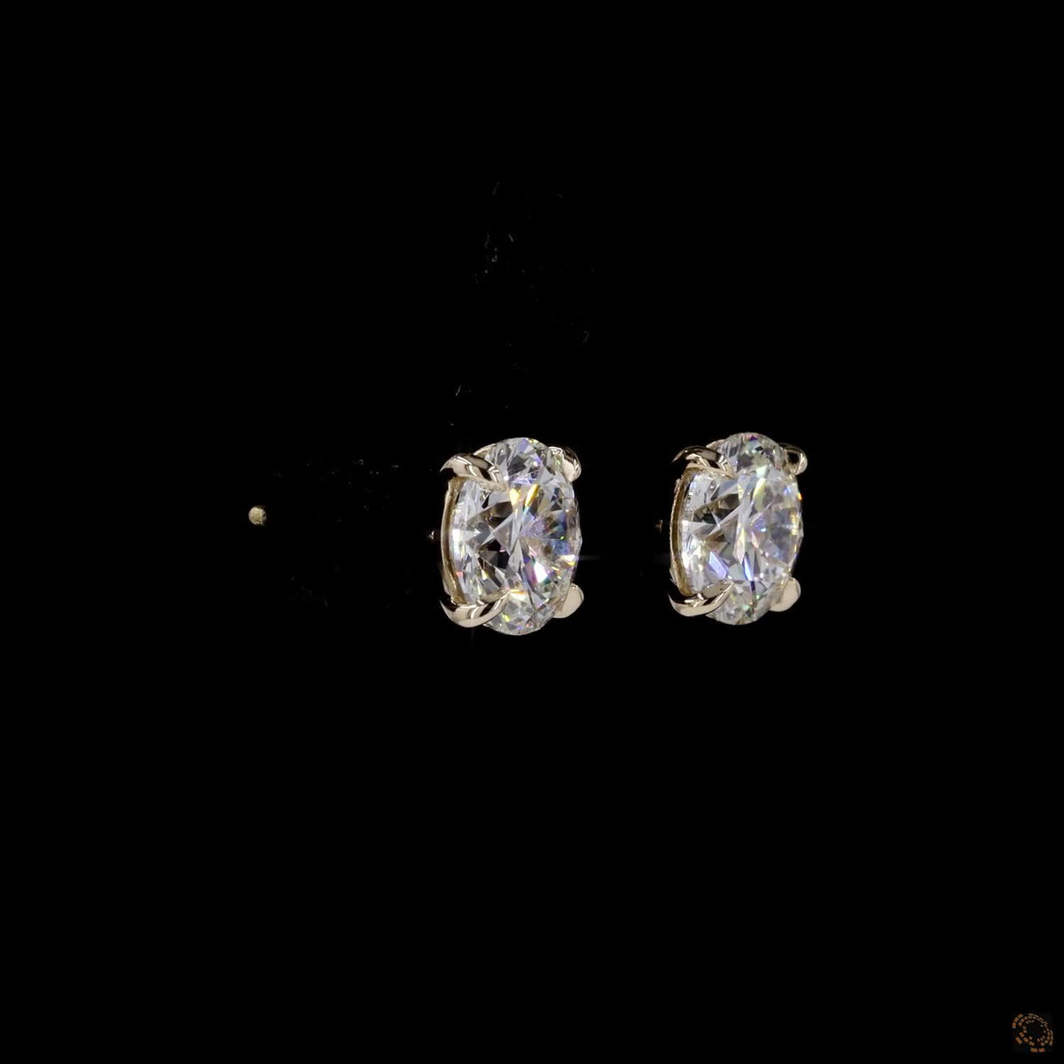 5.09 Ct 3-Prong Martini Setting Round Diamond Stud Earrings