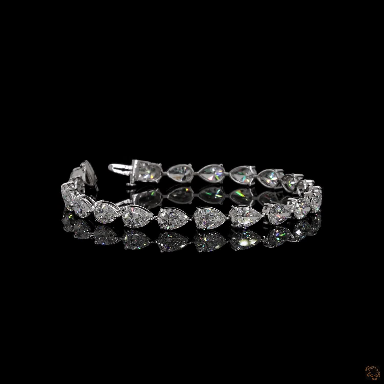 14.43 Ct Pear Cut Diamond Tennis Bracelet in Yellow Gold / Rose Gold (Copy)