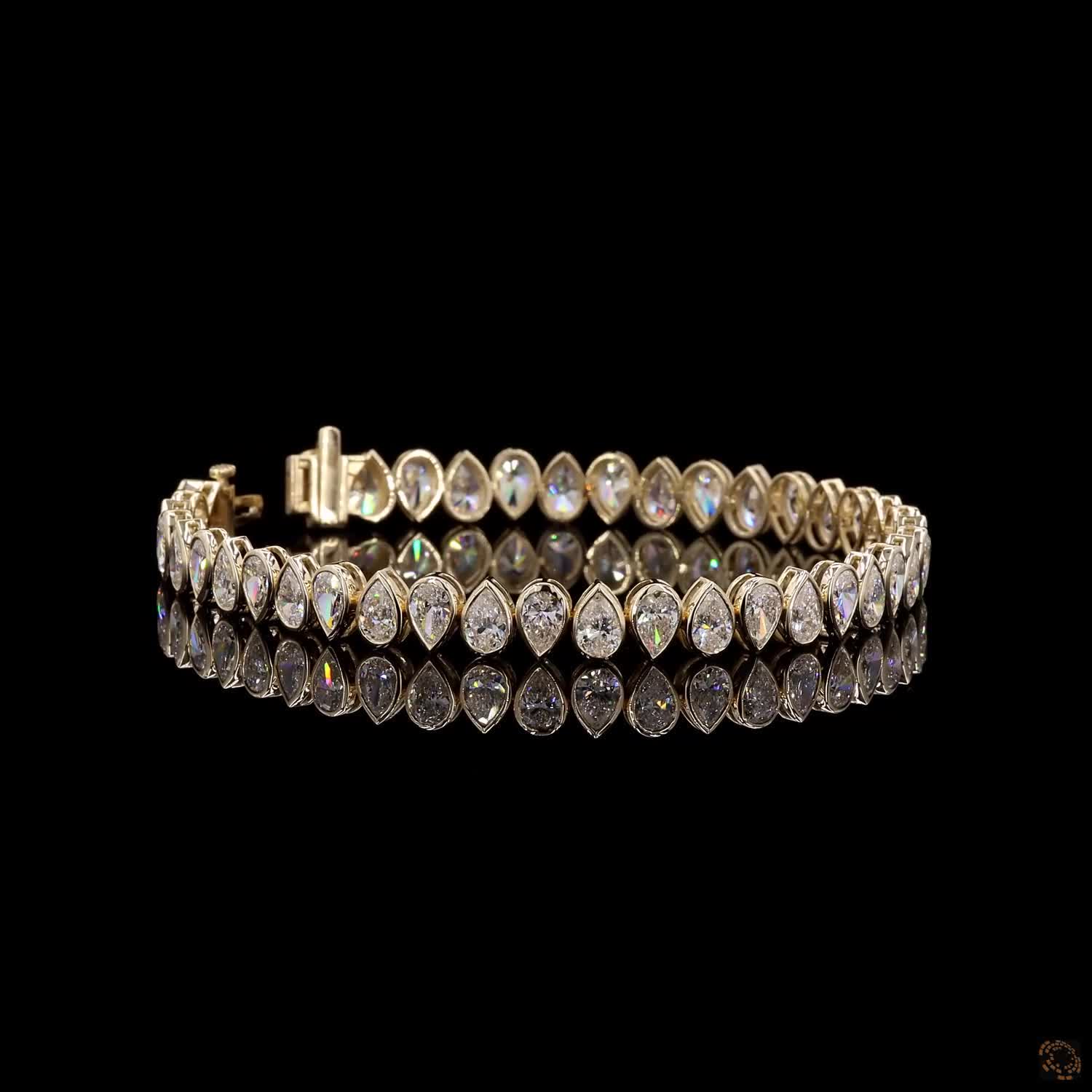 9.83 Ct Yellow Gold Pear-Shaped Diamond Bezel Tennis Bracelet