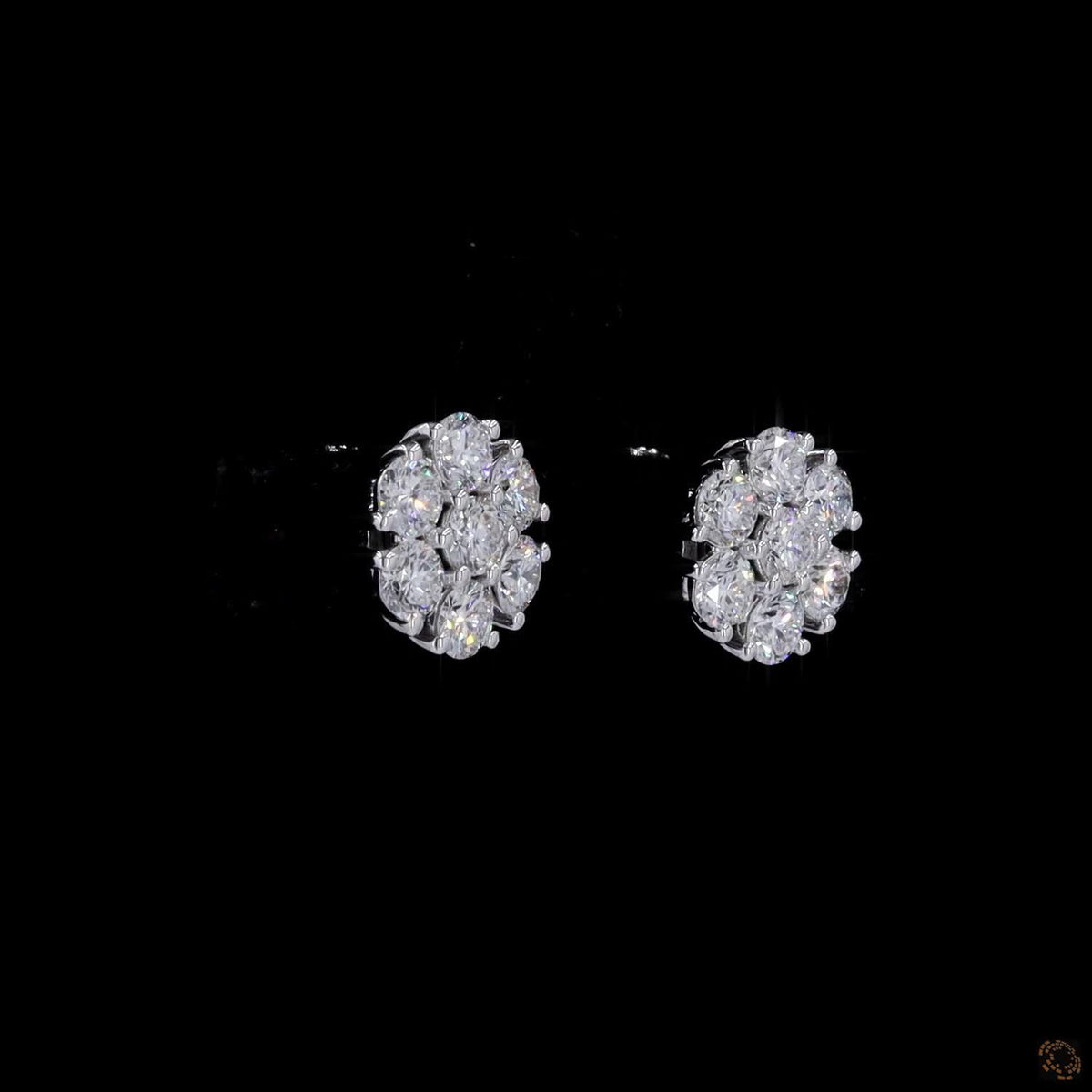2.04 Ct Pairs seamlessly with tailored blazers, crisp white shirts, or cozy knitwear for a polished, professional finish