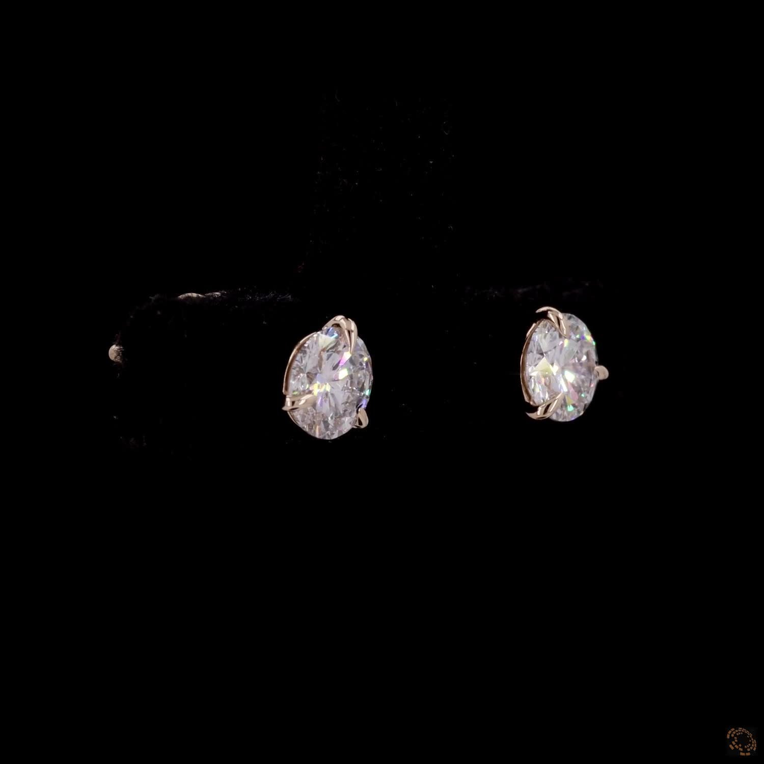 0.99 Ct 14K Yellow GOLD Round Shape Studs Earring