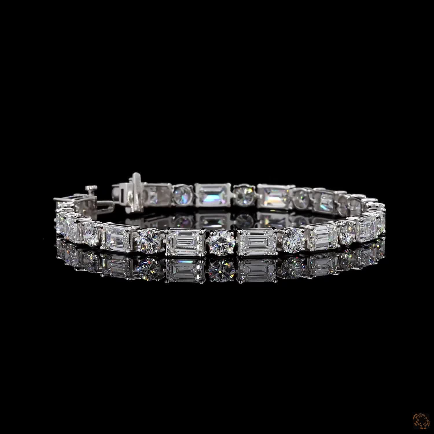 17.94 Ctw Luxury Round-Emerald cut Diamond Fancy Bracelet in Gold Setting