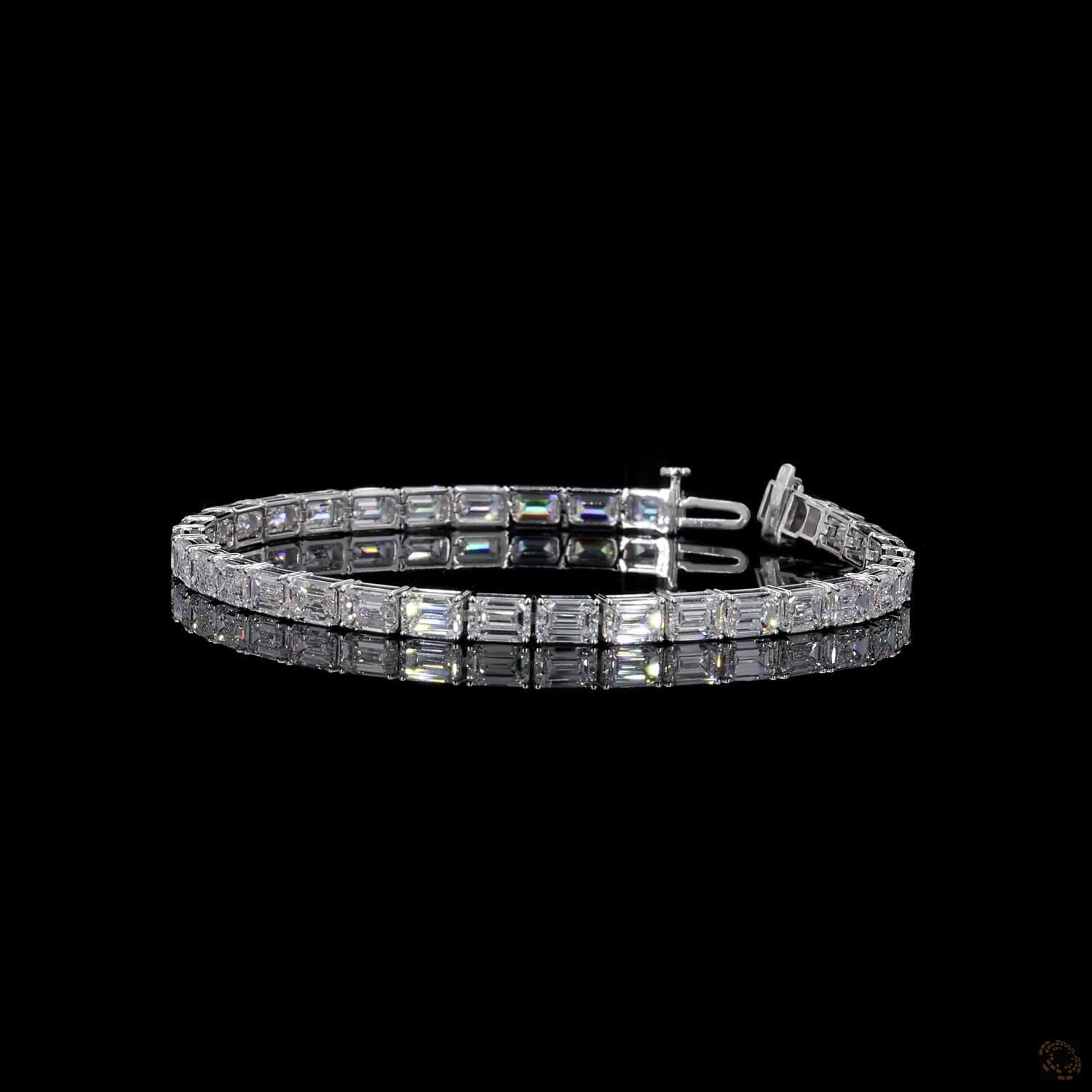 13.78 Ct Luxury Emerald-Cut CZ Tennis Bracelet for Women | Elegant Crystal Link Bracelet