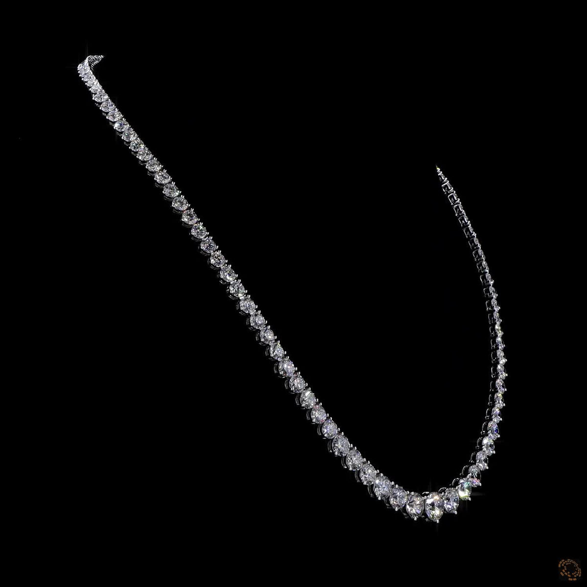 27.69 Ct Graduated Round Diamond Solitaire Choker Tennis Necklace in White Gold