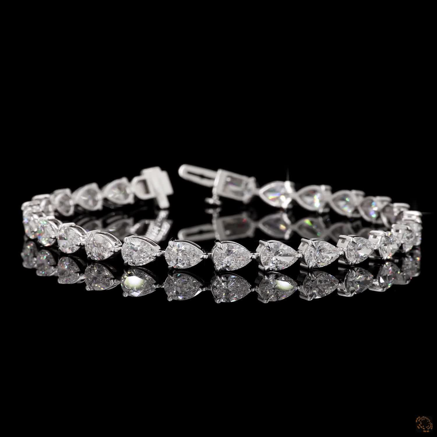 9.29 Ct Pear-Shaped Tennis Bracelet – Elegant Teardrop CZ/Lab Diamond Look Bracelet, Silver-Tone Link Bracelet for Women