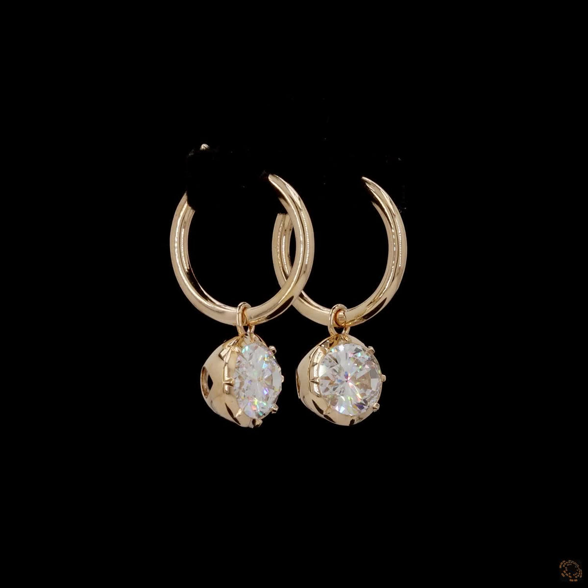 5.06 Horizontal Oval Solitaire Diamond Huggie Hoop Earrings in Yellow Gold