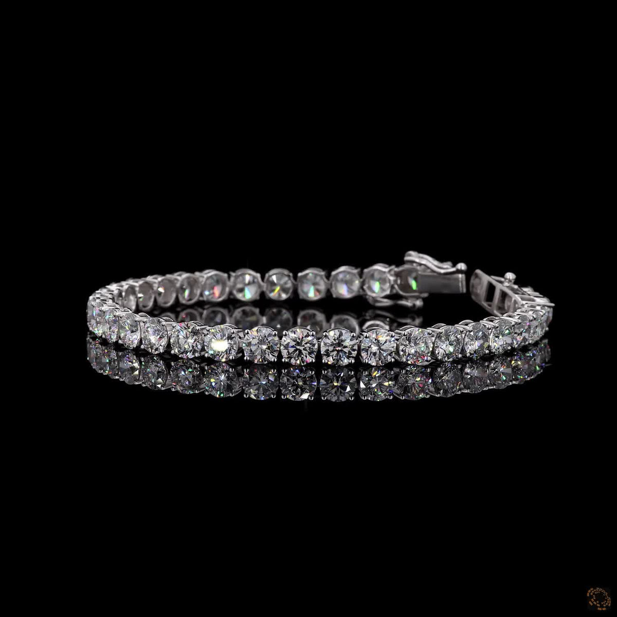7.30 Ct Traditional 4-Prong Open-Basket Setting for maximum light refraction and brilliance
