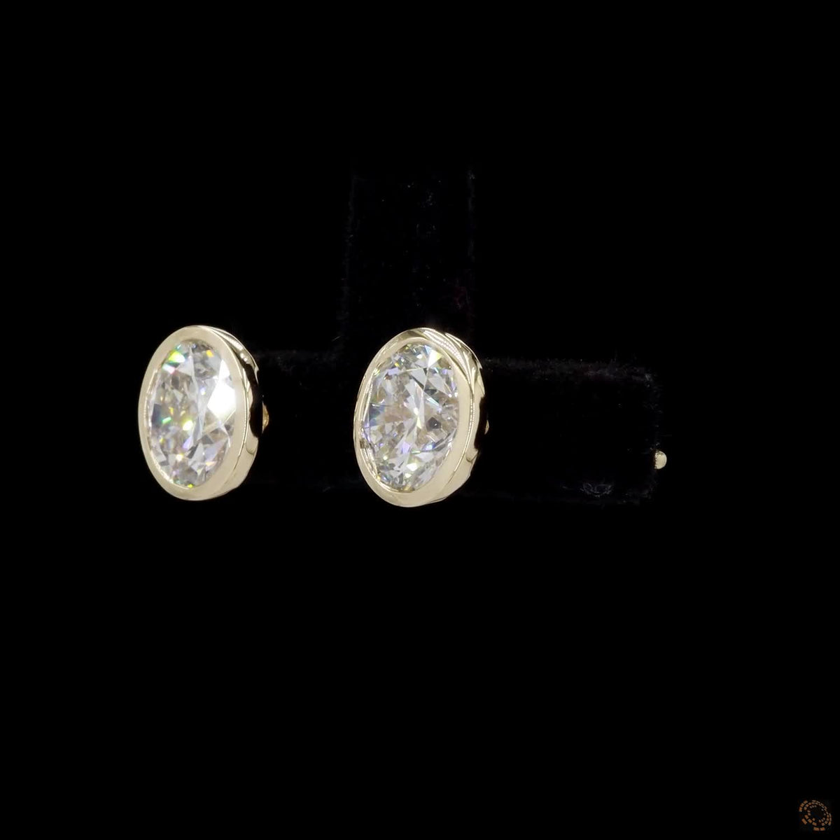3.00 Ct Yellow Gold Round Brilliant Bezel Set Solitaire Stud Earrings