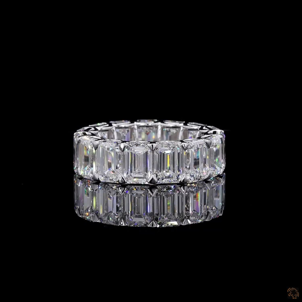13.34 Ct Emerald Cut Diamond Eternity Band set in white gold with vertically aligned step-cut stones