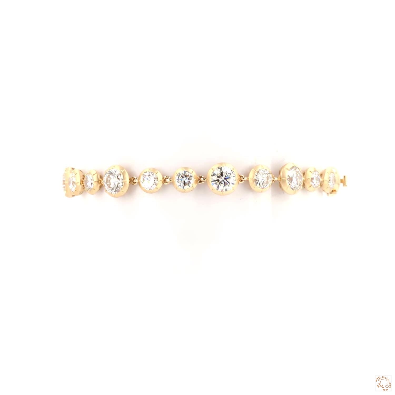 9.30 Ct Yellow Gold Graduated Diamond Bezel Bracelet