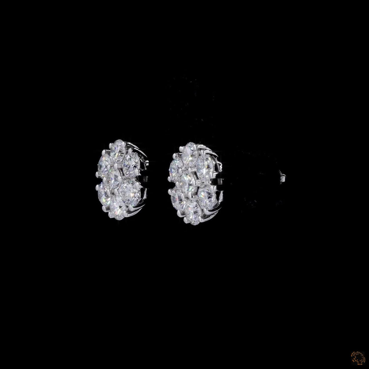 2.04 Ct Pairs seamlessly with tailored blazers, crisp white shirts, or cozy knitwear for a polished, professional finish