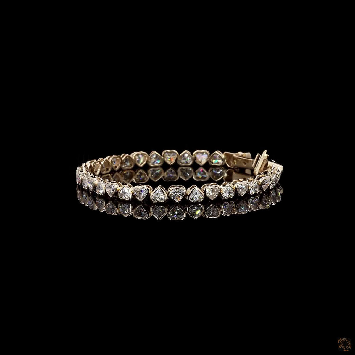 9.07 Ct Heart Solitaire Diamond Bezel Set Bracelet