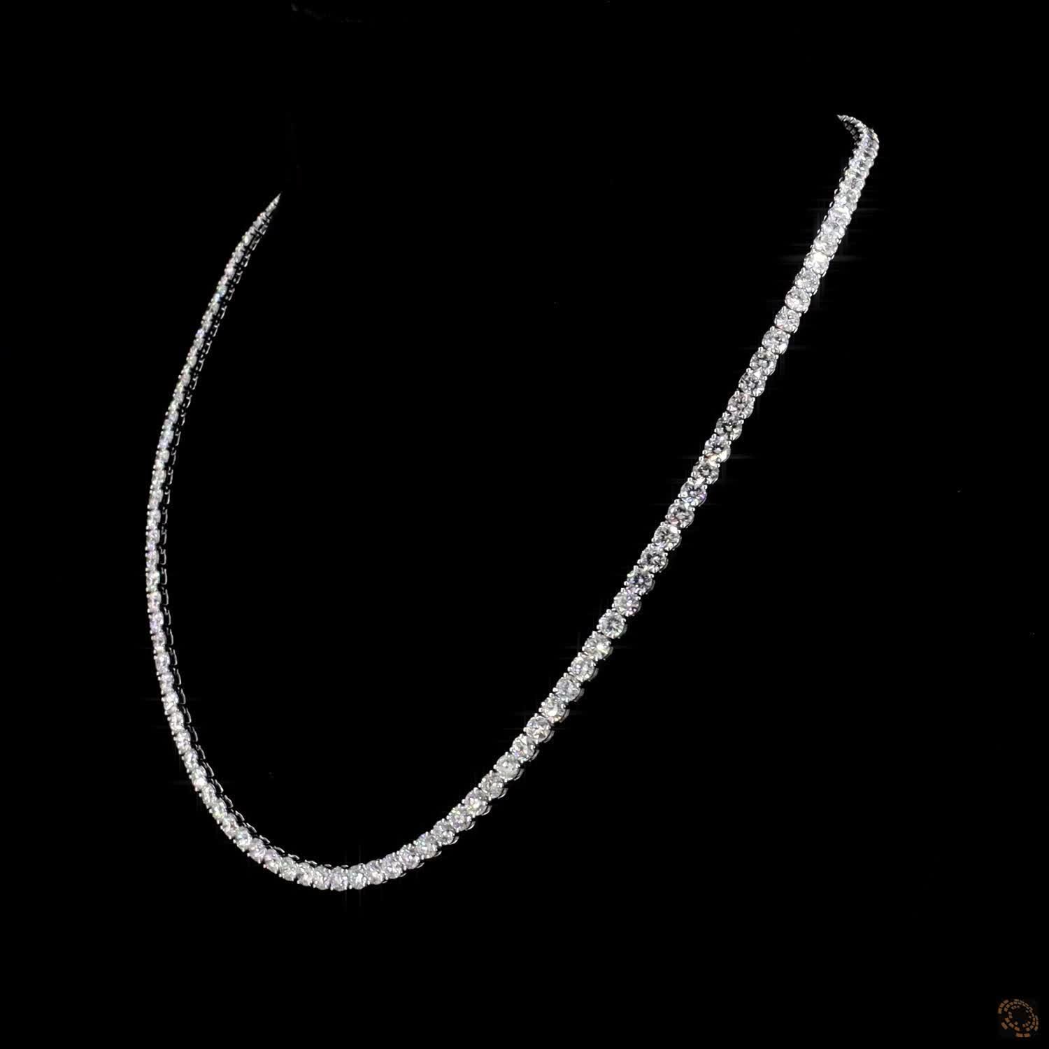 24.12 Single continuous strand of uniform round brilliant-cut diamonds