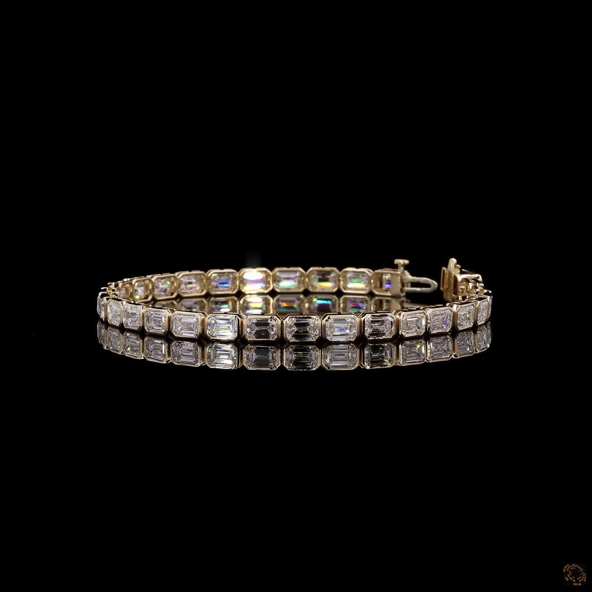 12.2 Ct Bezel-Set East-West Emerald Cut Diamond Tennis Bracelet in Yellow Gold