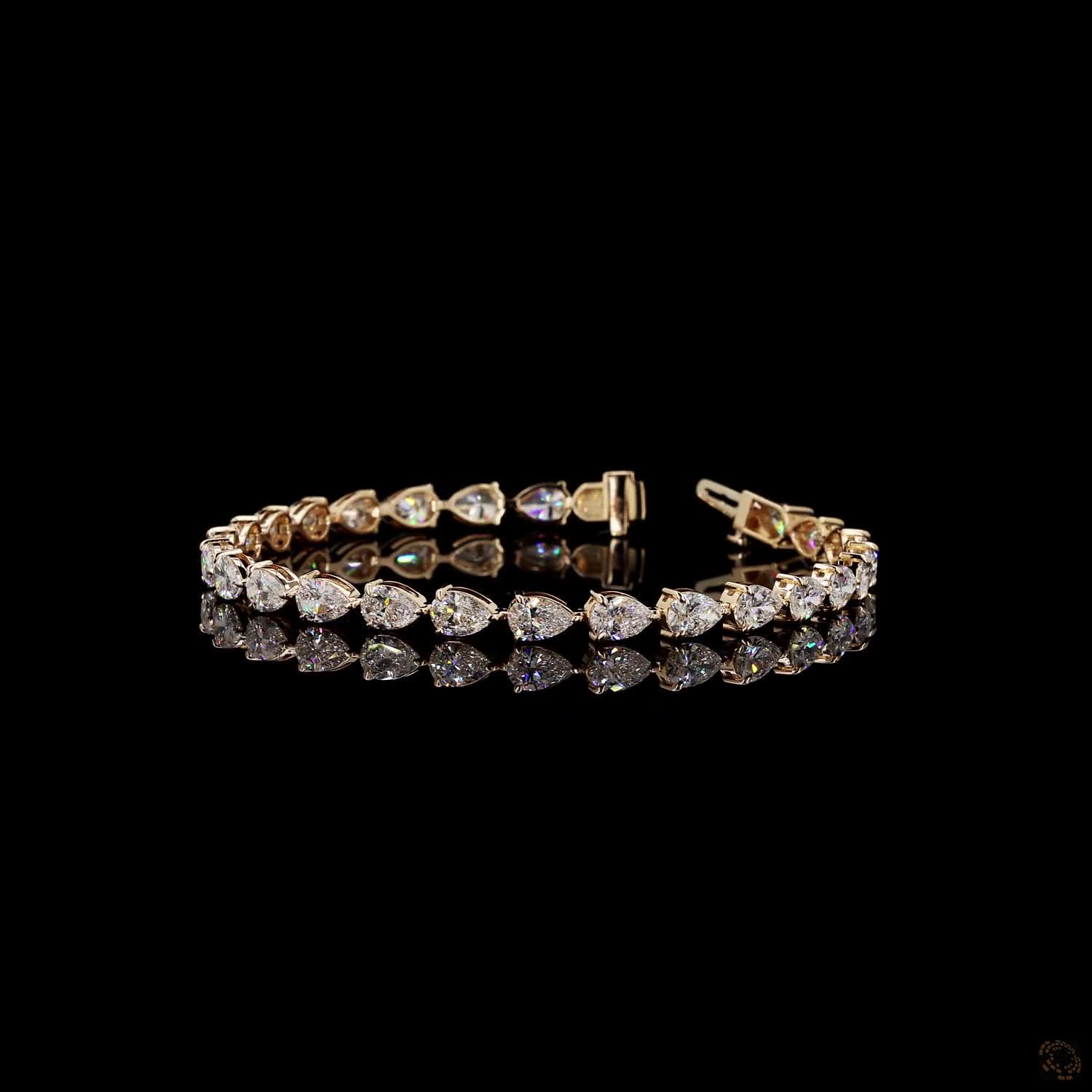 8.84 Ct Horizontal Pear-Shaped Diamond Line Bracelet in Yellow Gold