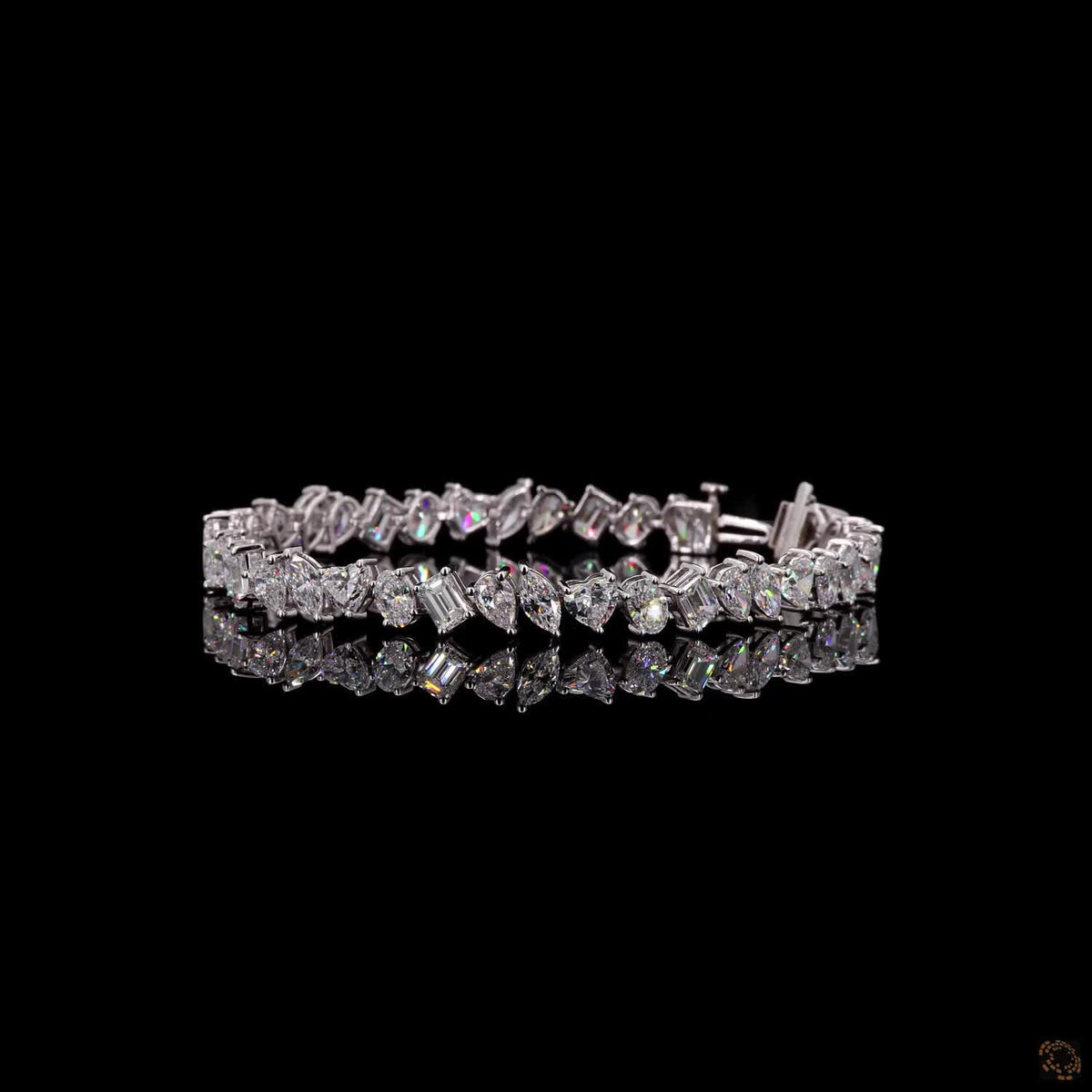14.91 Ct Pear Cut Diamond Tennis Bracelet in White Gold