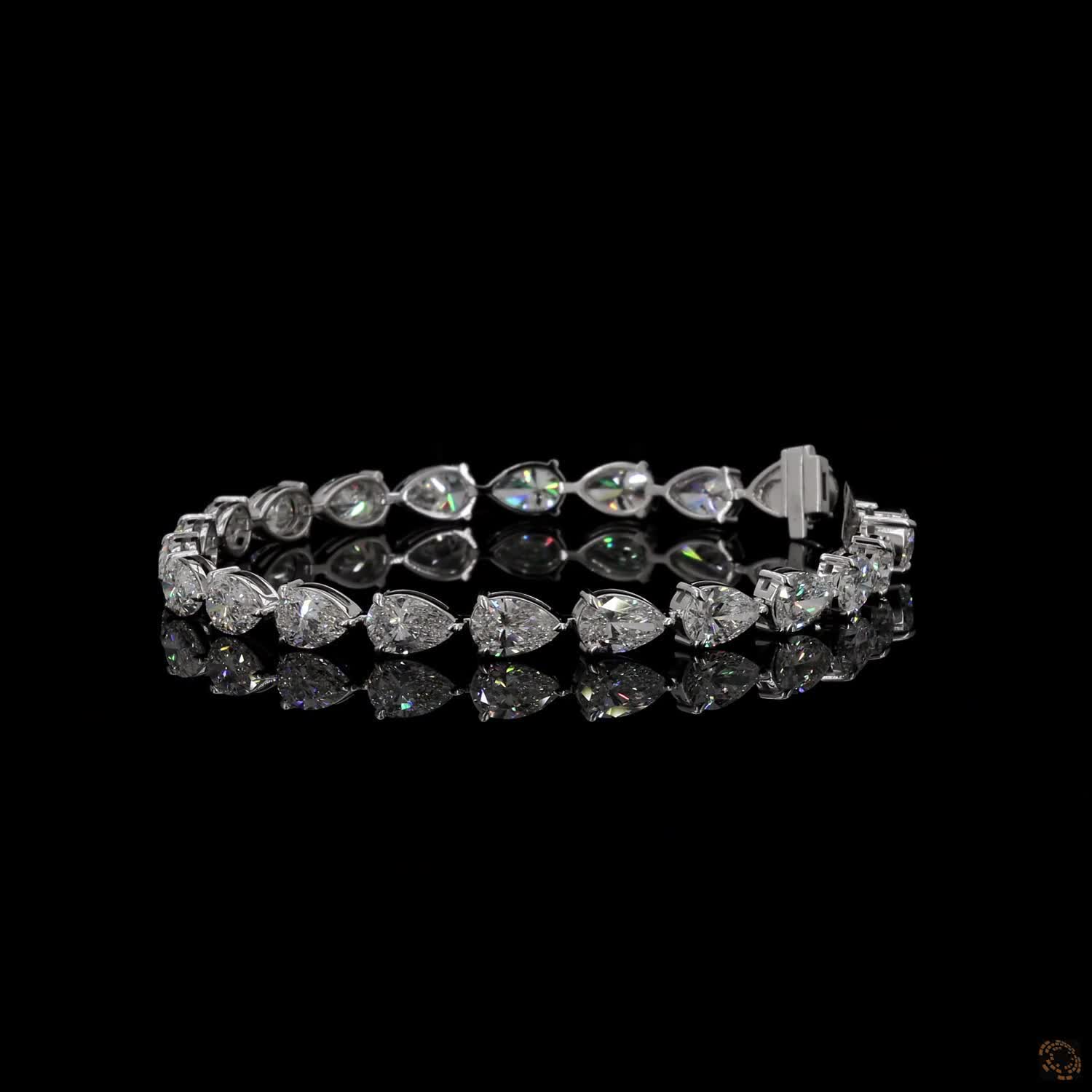 14.43 Ct Pear Cut Diamond Tennis Bracelet in Yellow Gold / Rose Gold (Copy)