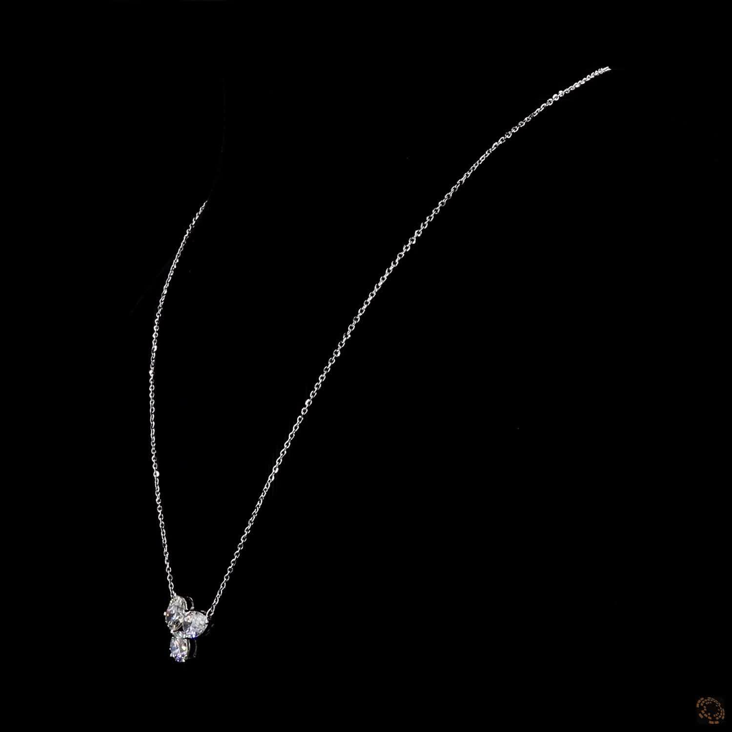 3.27 Cts Three Stone Diamond Pendant Necklace