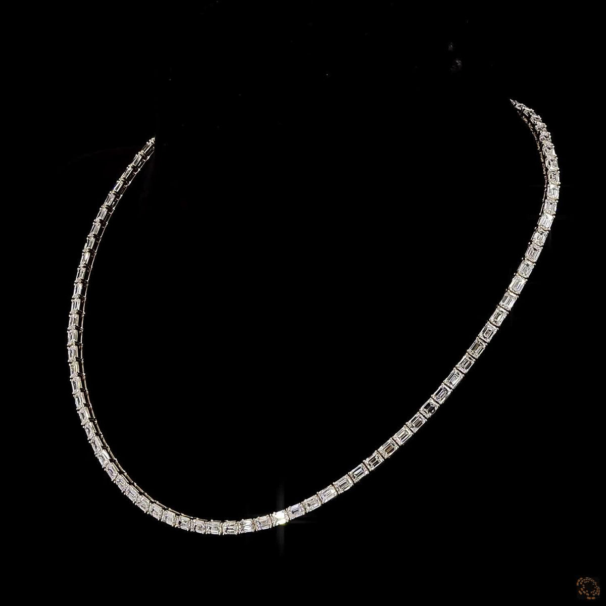 19.08 Ct East-West Emerald Cut Diamond Tennis Necklace in Yellow Gold