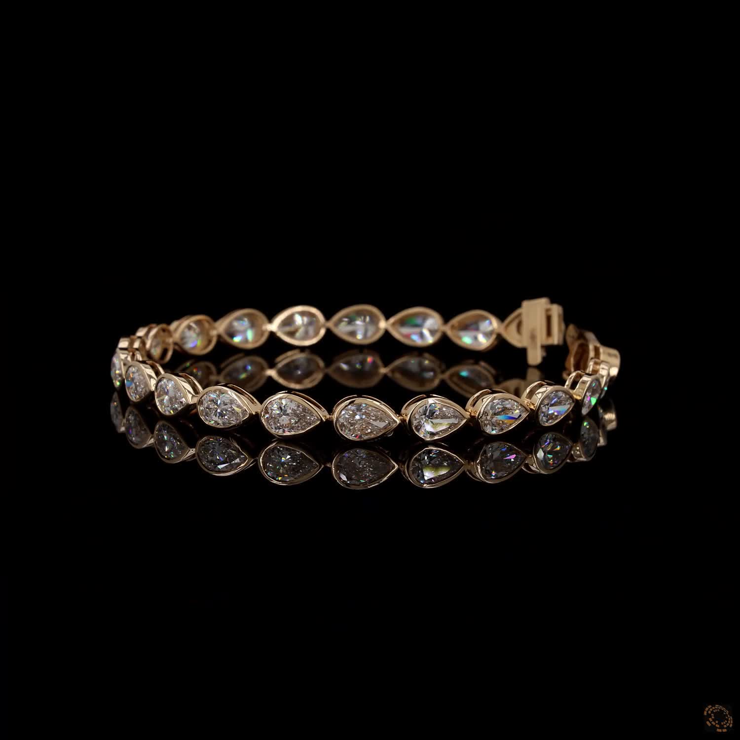 10.55 Ct Pear-Shaped Crystal Tennis Bracelet – Gold-Tone Link Statement Jewelry
