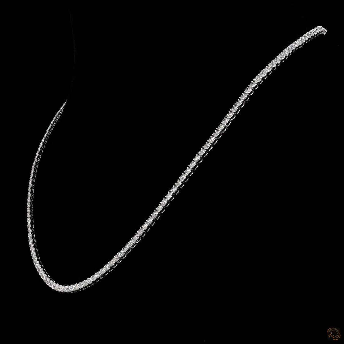 9.79 Ct Continuous single strand of uniformly sized, smaller round diamonds for a delicate, refined silhouette