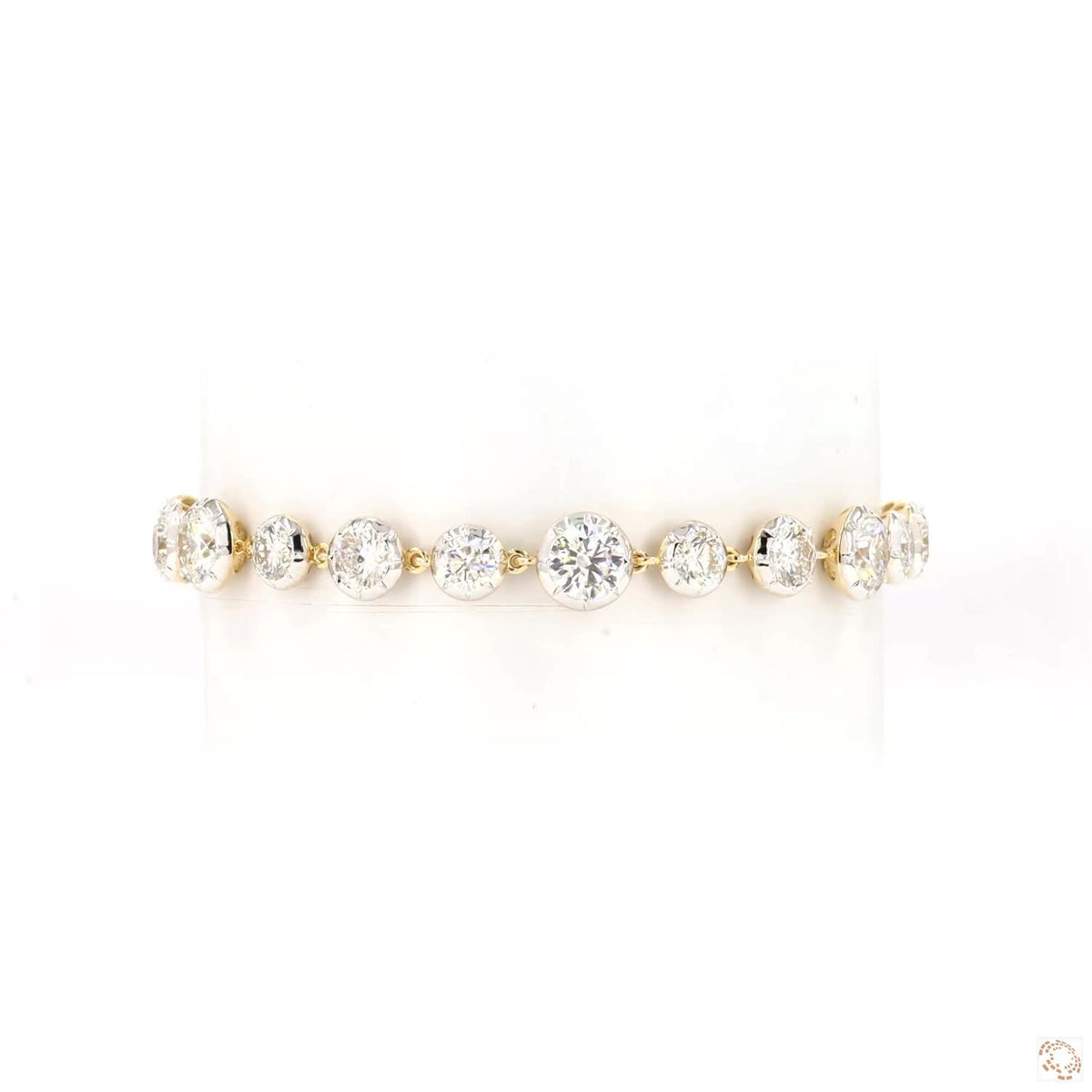 9.32 Ct Graduated Bezel Set Lab Grown Diamond Tennis Bracelet in Yellow Gold