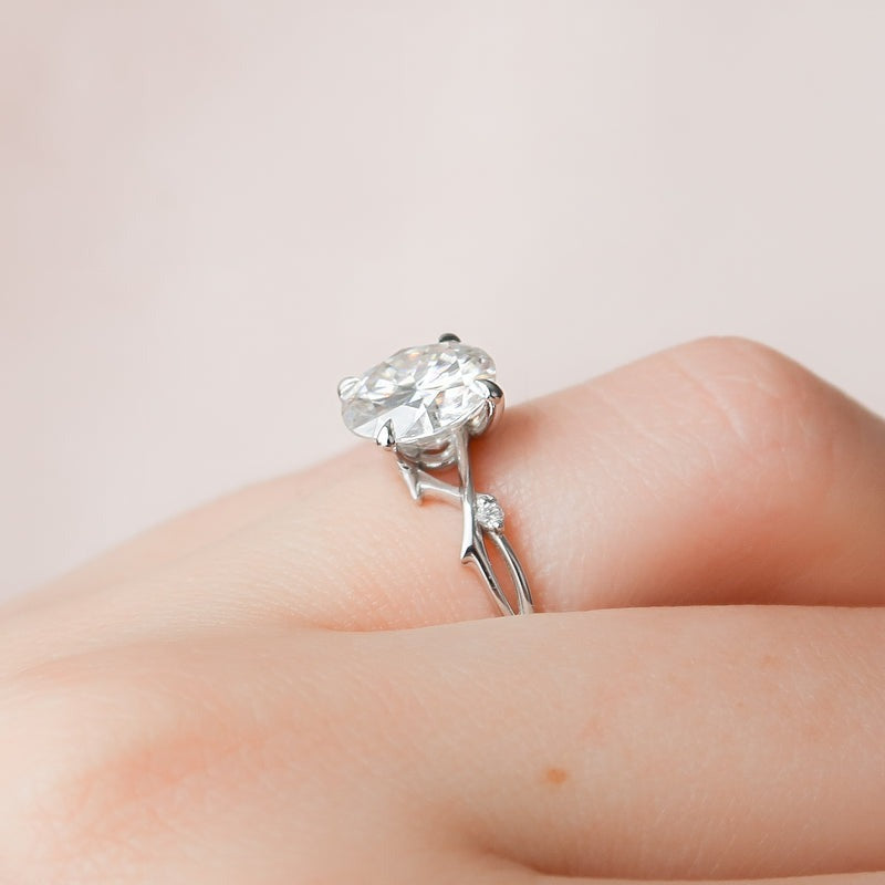 2.50 CT Round The Twig Engagement Ring