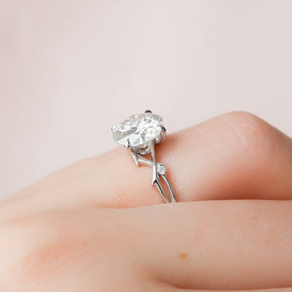 2.50 CT Round The Twig Engagement Ring