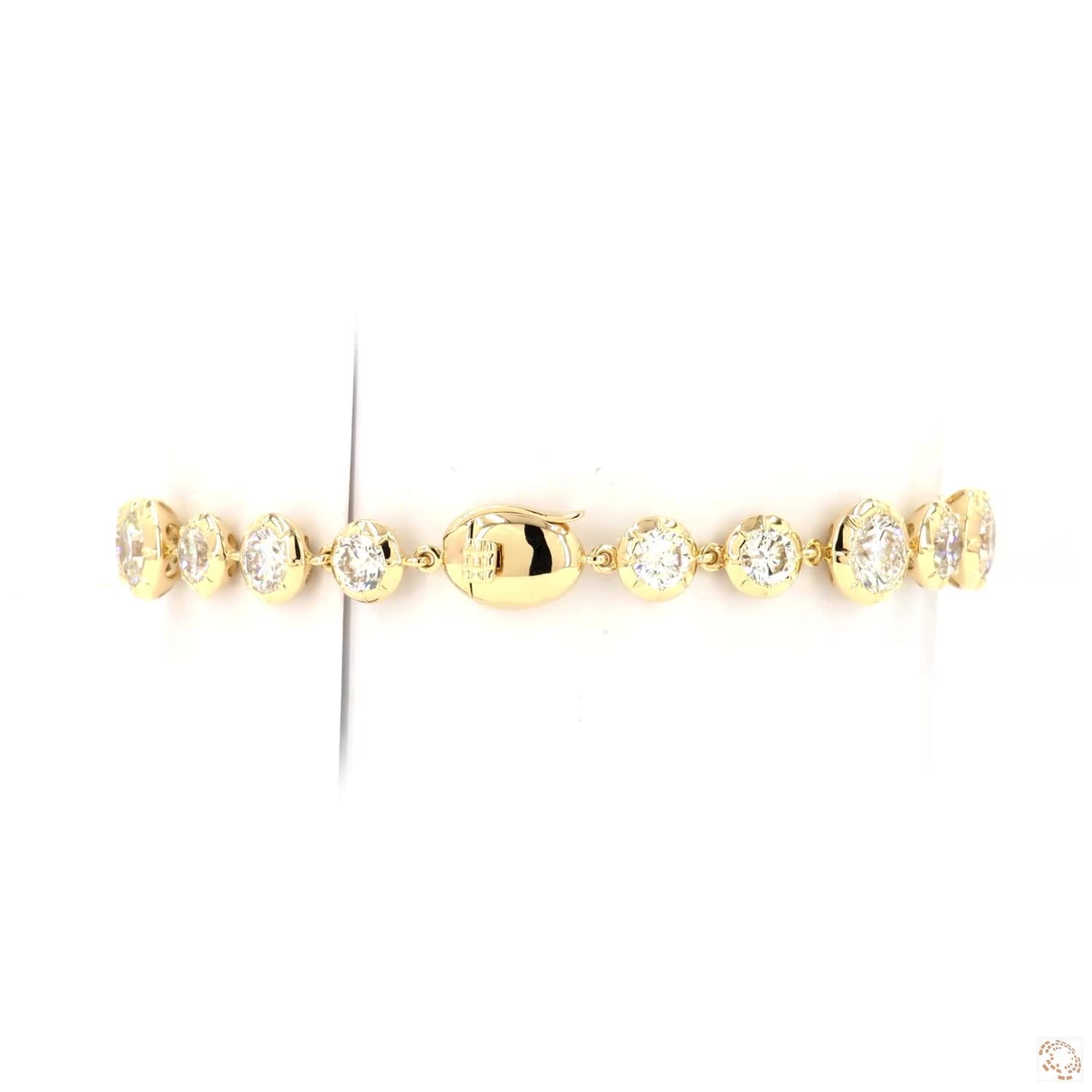 9.40 Ct Graduated Round Brilliant Diamond Link Bracelet in Yellow Gold