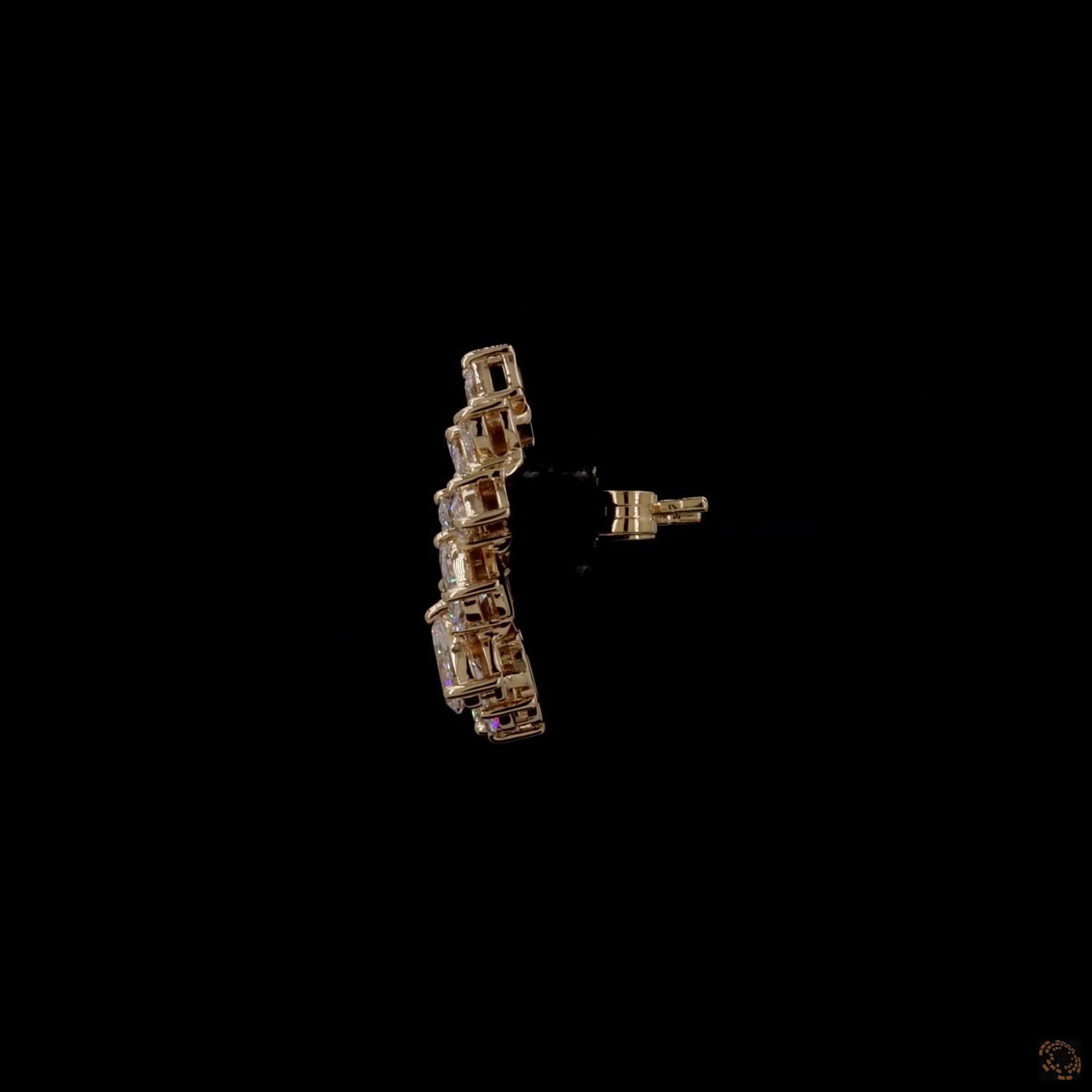 3.46 Ct High-clarity marquise and pear-cut diamonds arranged in alternating leaf patterns