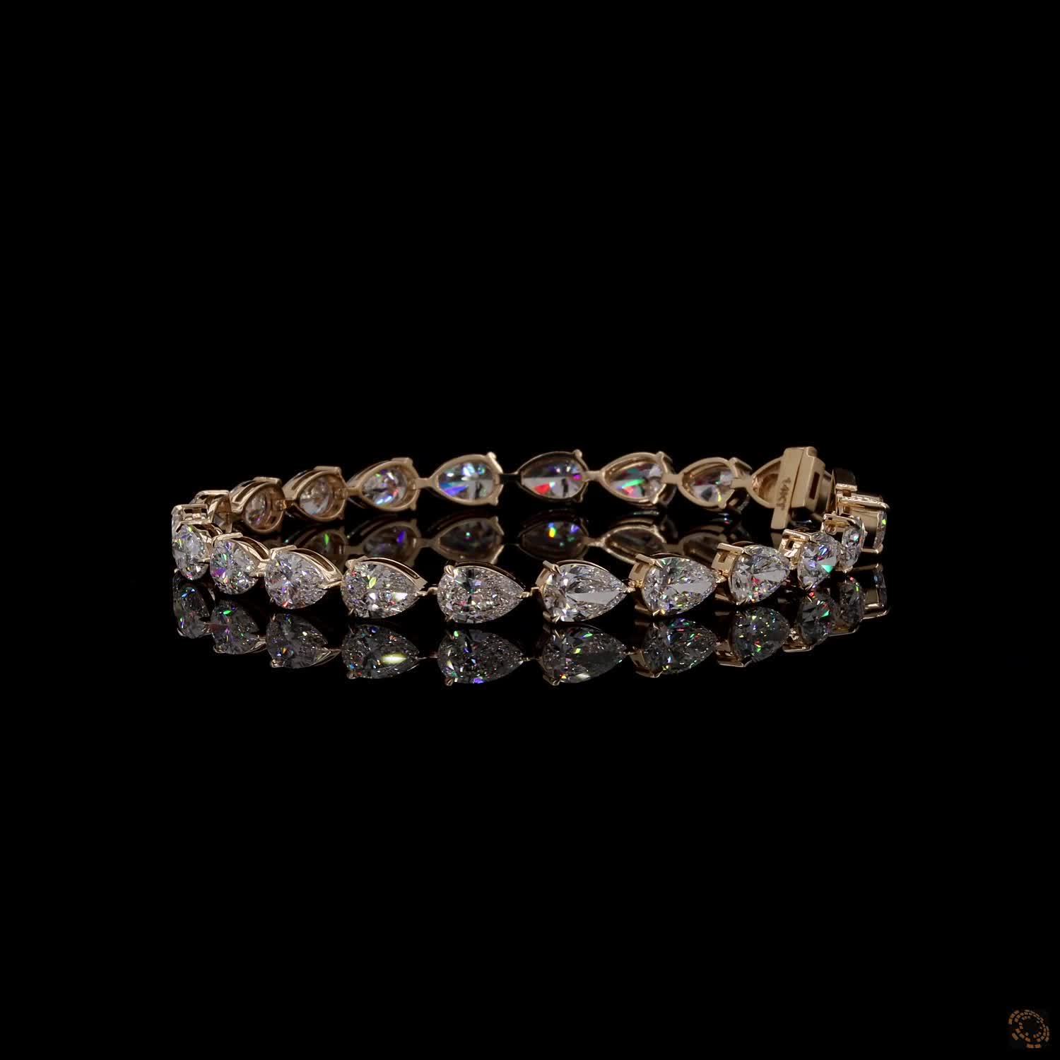 14.43 Ct Pear Cut Diamond Tennis Bracelet in Yellow Gold / Rose Gold
