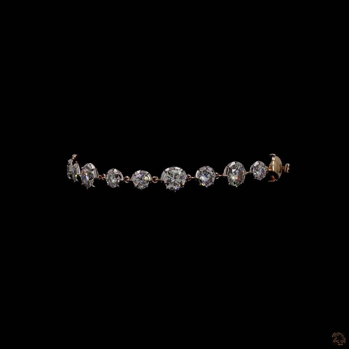 9.49 Ct Graduated Round Diamond Station Bracelet Fine Gold Line Bracelet