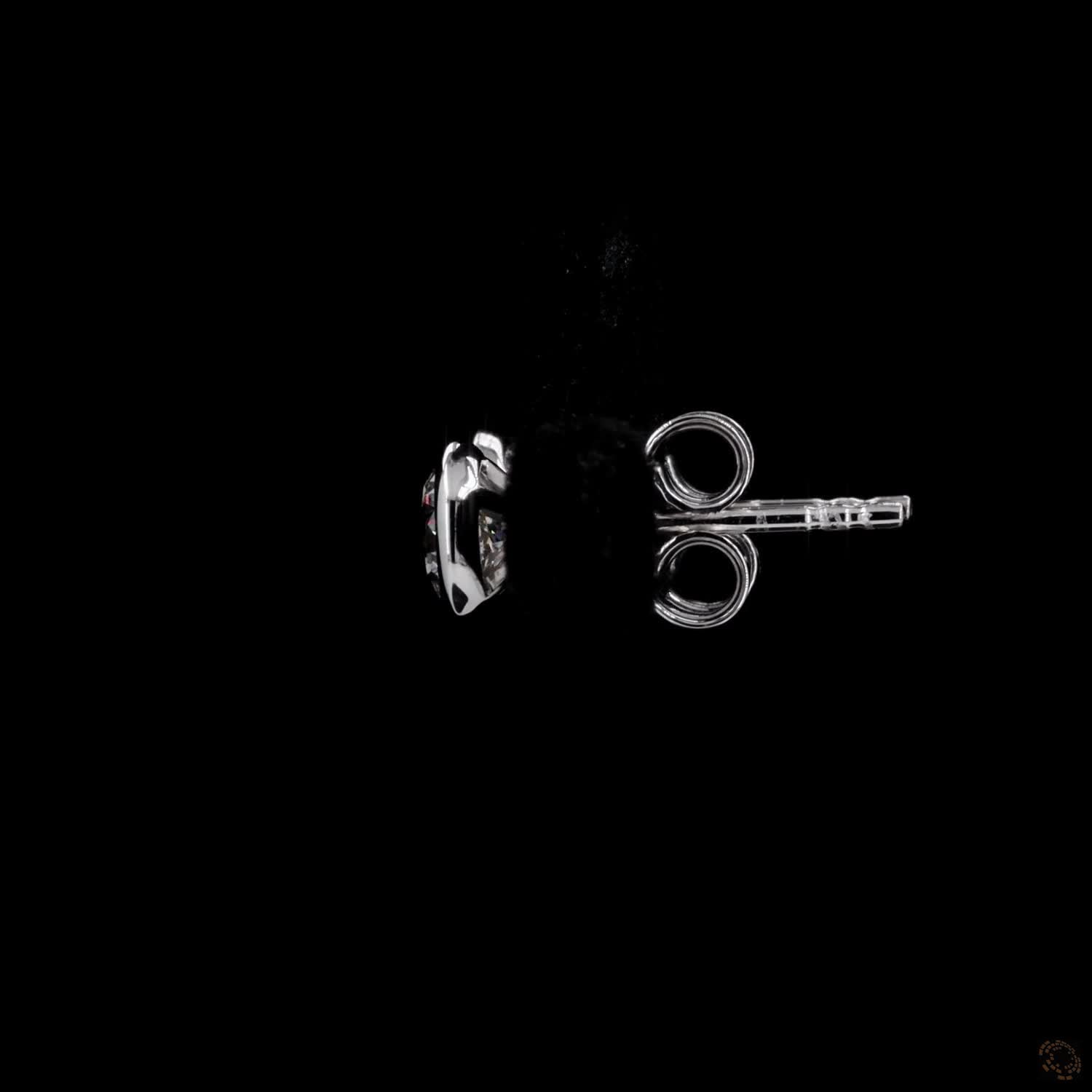 0.97 Ct Solid 14K White Gold Round Brilliant Diamond Stud Earrings – Compas Claw Solitaire Studs