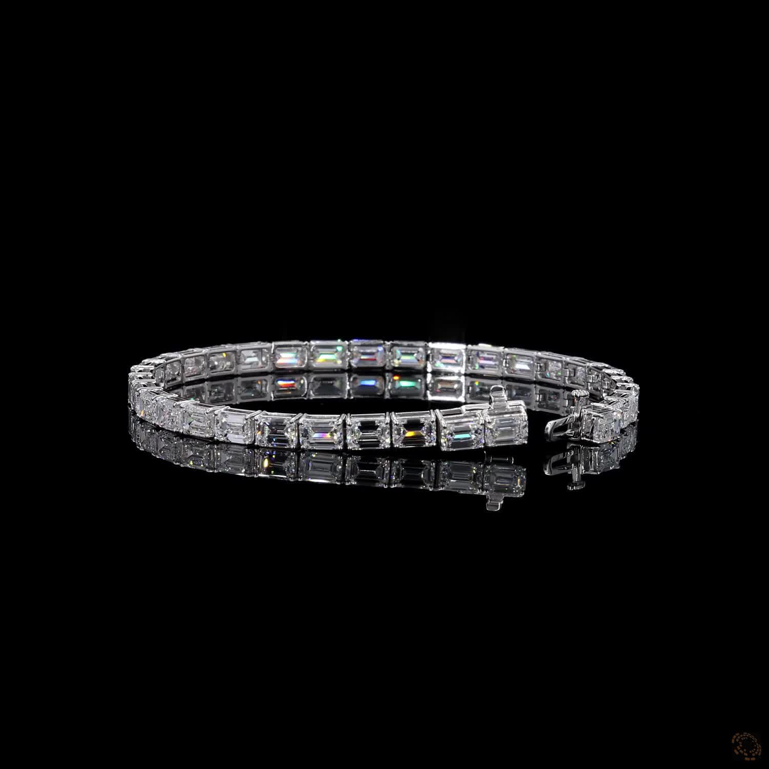 13.78 Ct Luxury Emerald-Cut CZ Tennis Bracelet for Women | Elegant Crystal Link Bracelet
