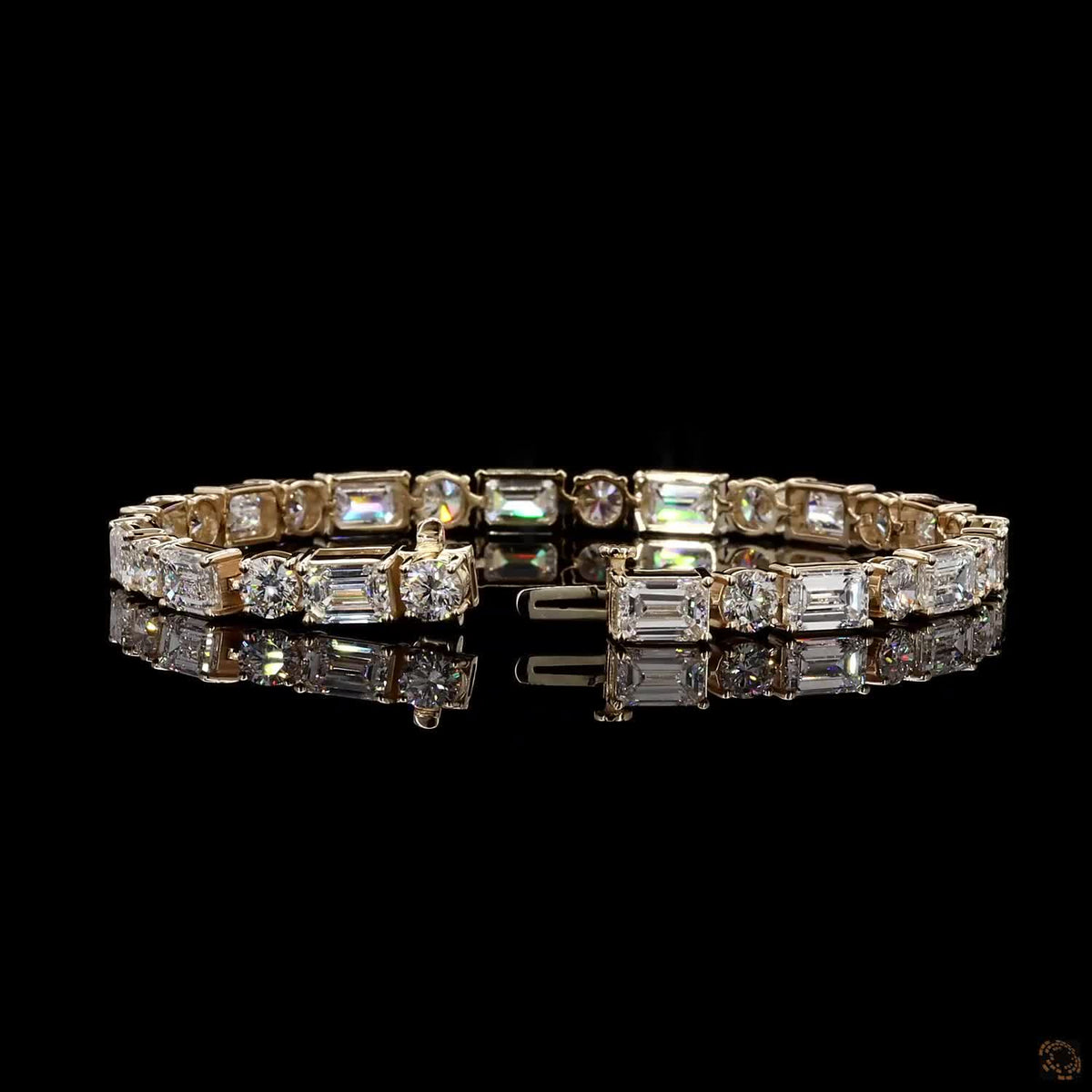 14.38 Ct Luxury Round-Emerald cut Diamond Fancy Bracelet in Gold Setting