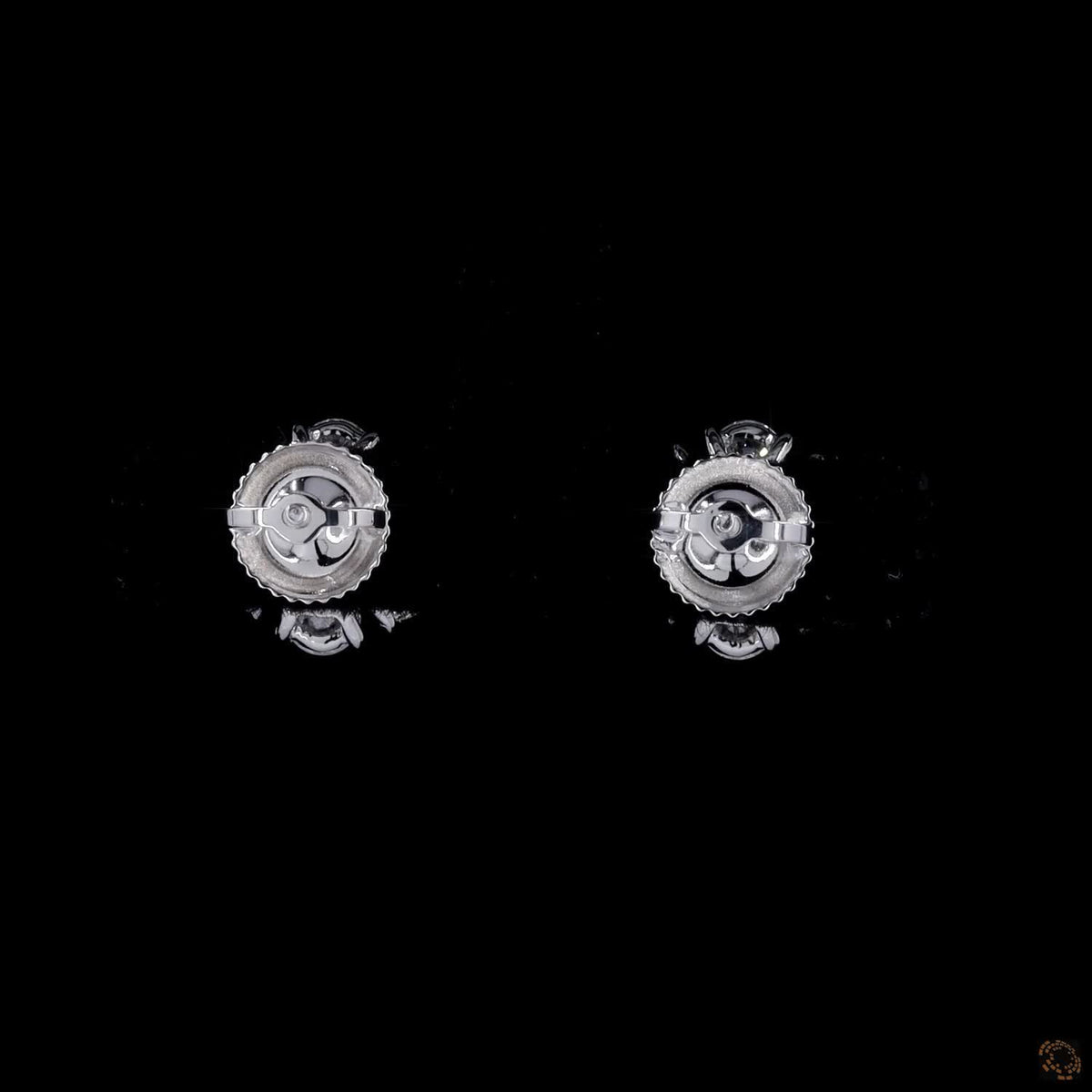 1.4 Ct Round Diamond Cluster Flower Stud Earrings in White Gold