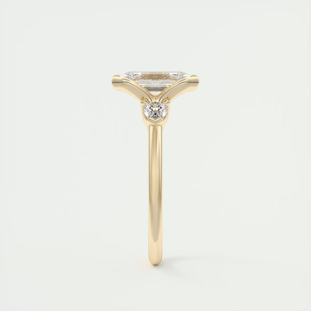 2.50Ct Center Stone Emerald & Side Stone Pear - Engagement Rings