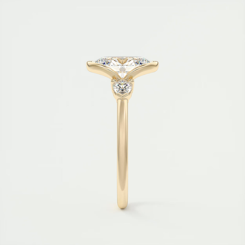 2.50 Ct Clutch Center Stone Oval - Side Stone Pear Engagement Rings