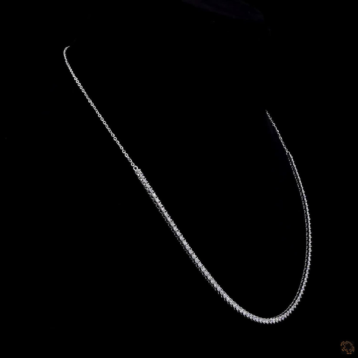 4.00 Ct Graduated Round Brilliant Diamond Graduated Riviera Line Necklace in White Gold