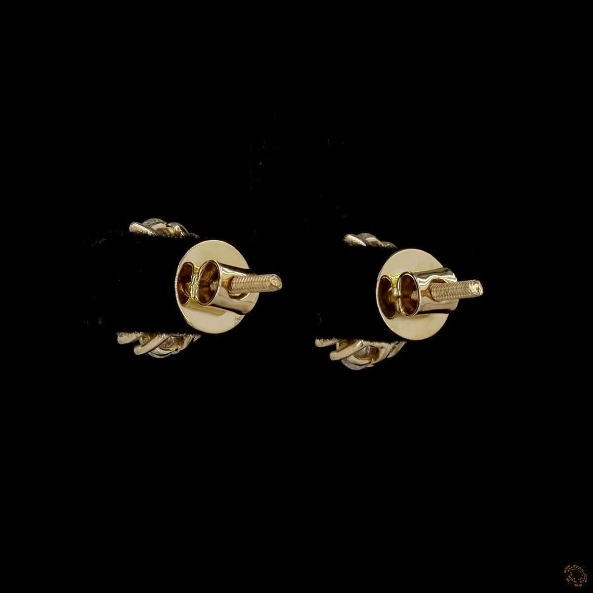 1.39 Ct Round Diamond Cluster Flower Stud Earrings in Yellow Gold