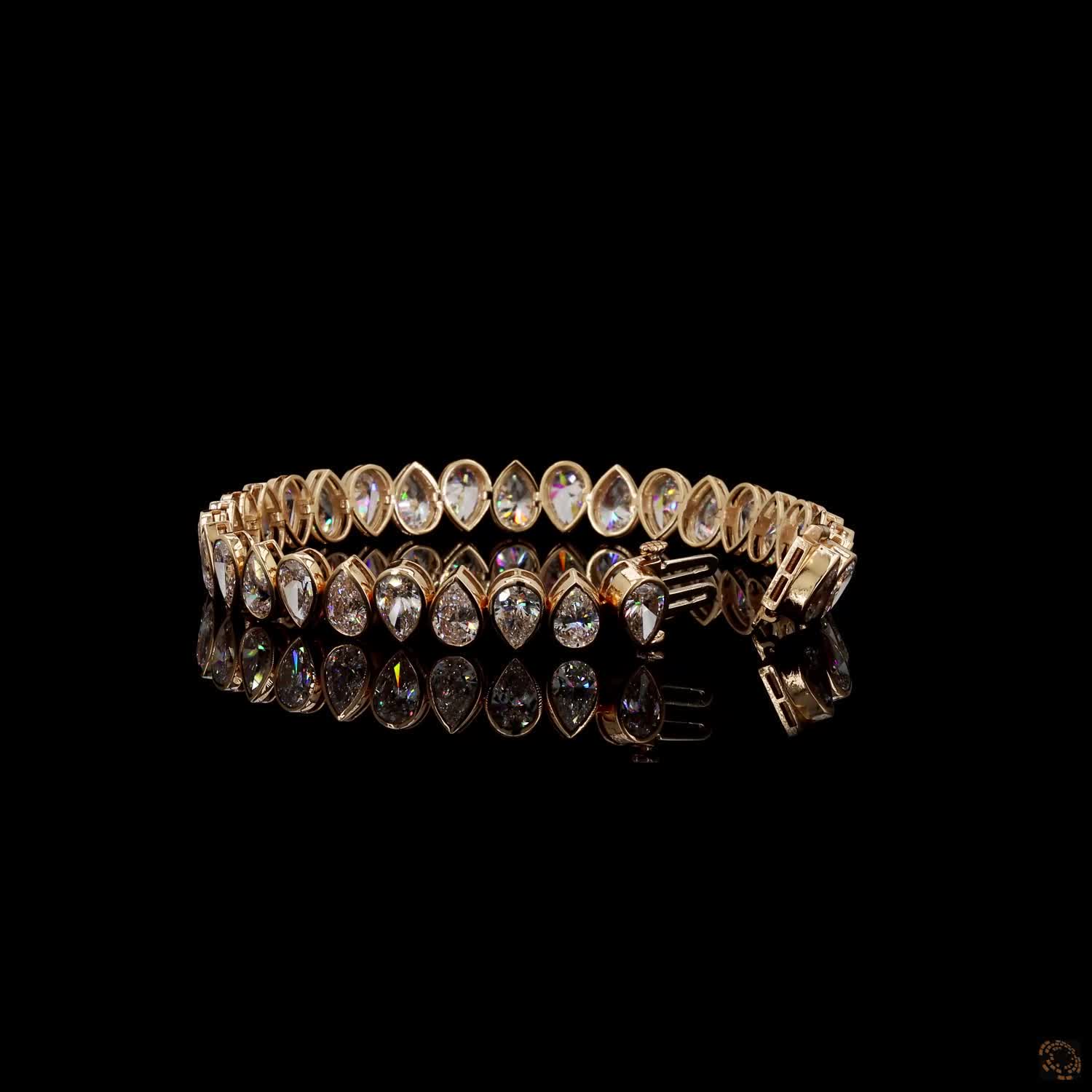 16.17 Ct Luxury Teardrop Crystal Tennis Bracelet – Gold-Tone Statement Link Bracelet with Brilliant-Cut Stones