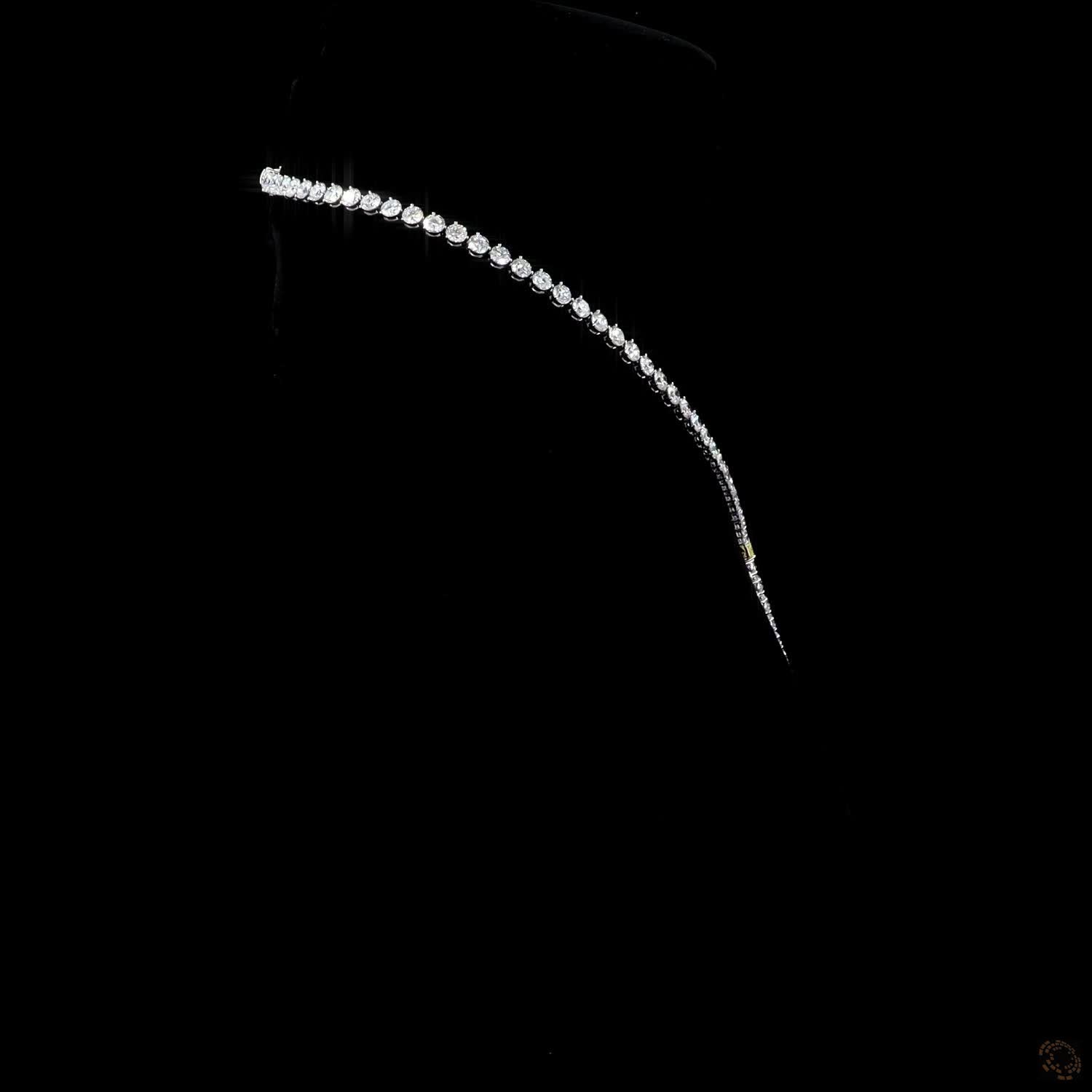 33.4 Ct Avant-garde Y-necklace lariat silhouette with asymmetrical neck strands uniting at a central focal diamond