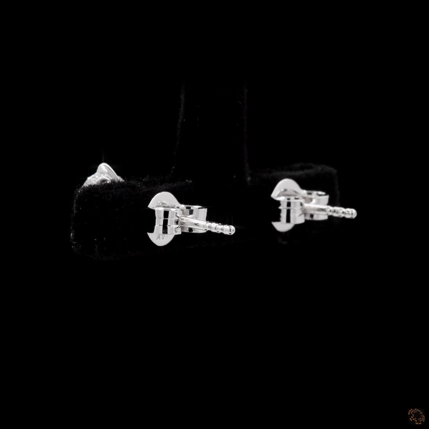 3.06 Ct 3-Prong Pear-Shaped Diamond Stud Earrings with V-Prong Tip