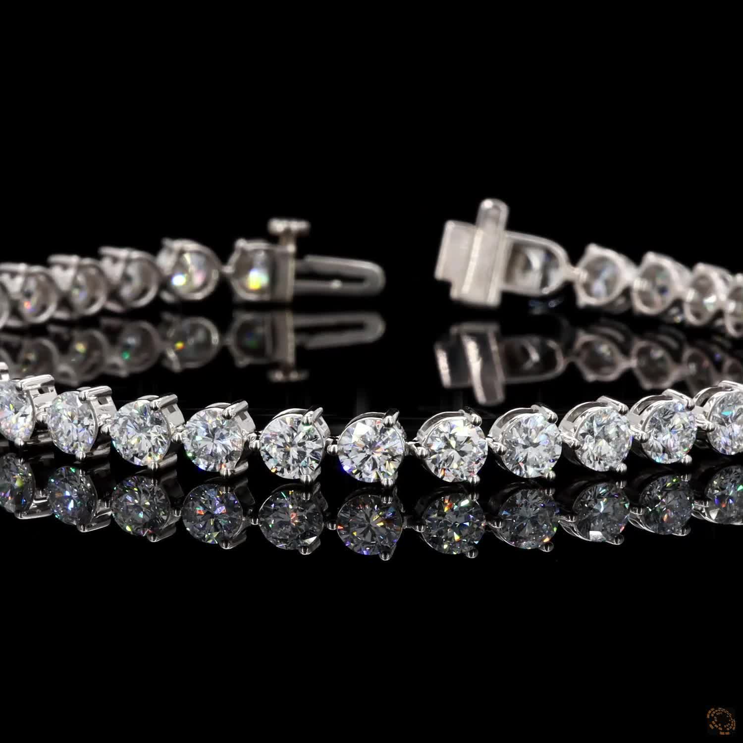 9.58 Ct Graduated Round Cut  Tennis Bracelet in 14K White Gold | Center-Focused Diamond Alternative Line Bracelet