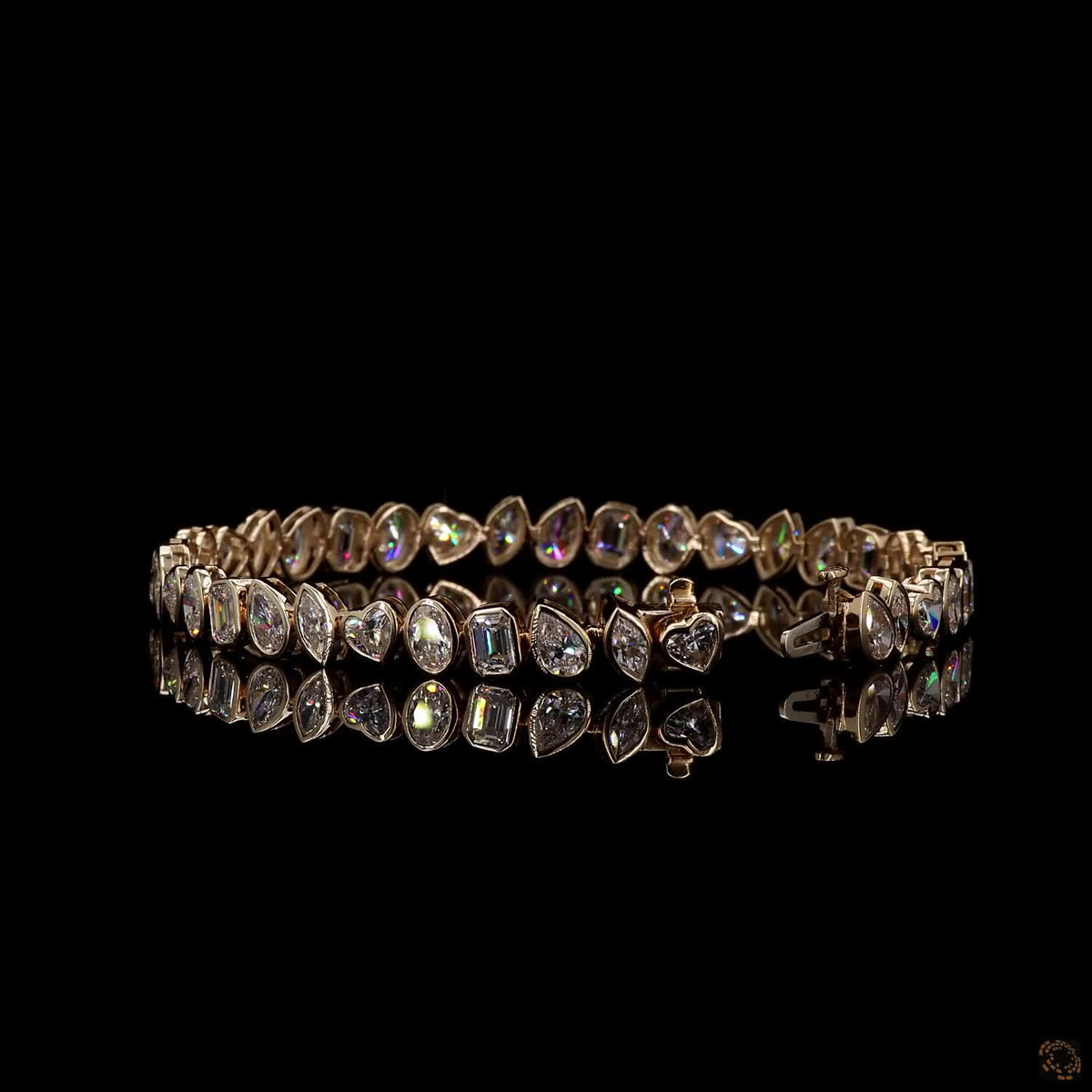 9.12 Ct Yellow Gold Multi-Cut Bezel Station Diamond Bracelet